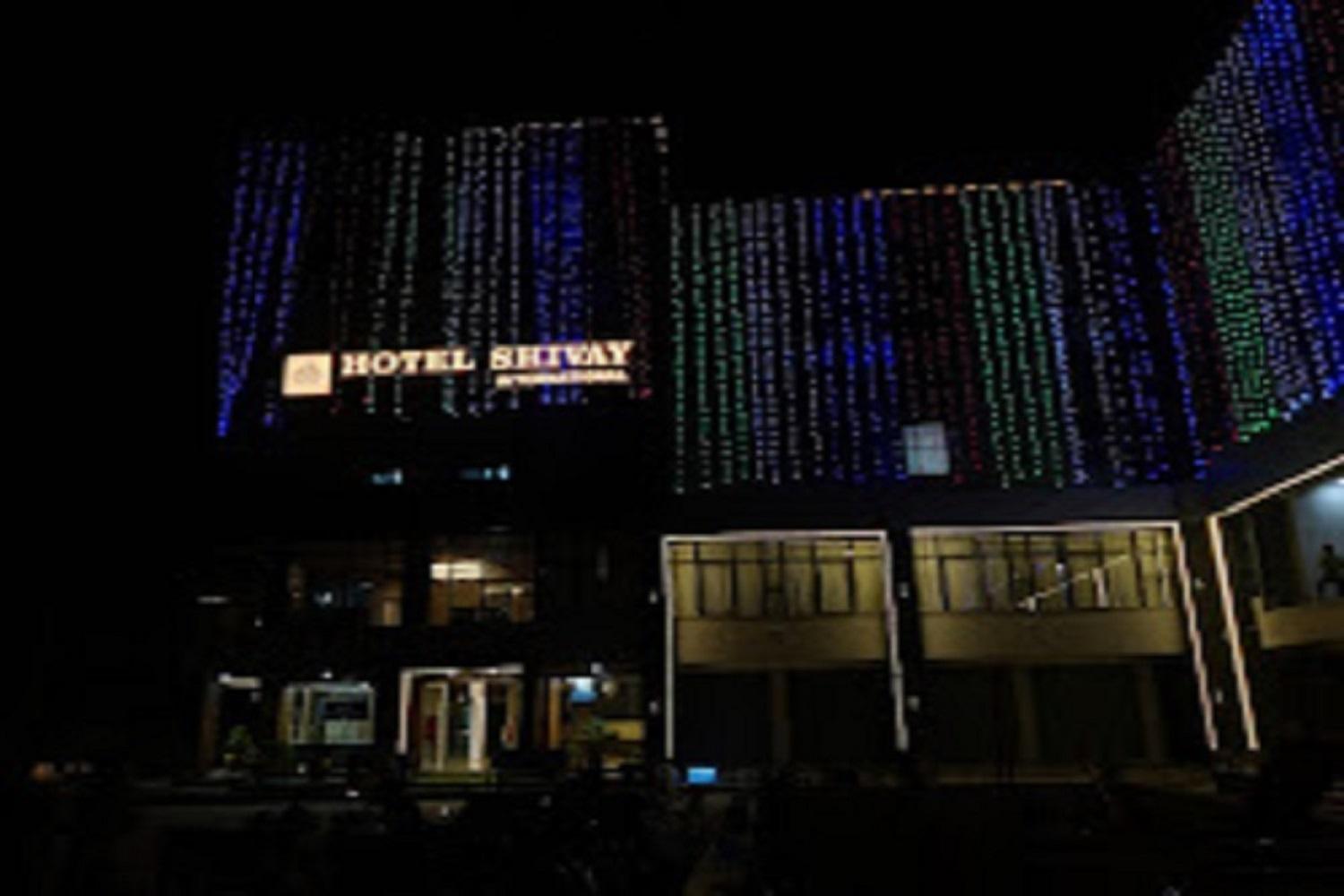 Hotel Shivay International Tharad Bagian luar foto