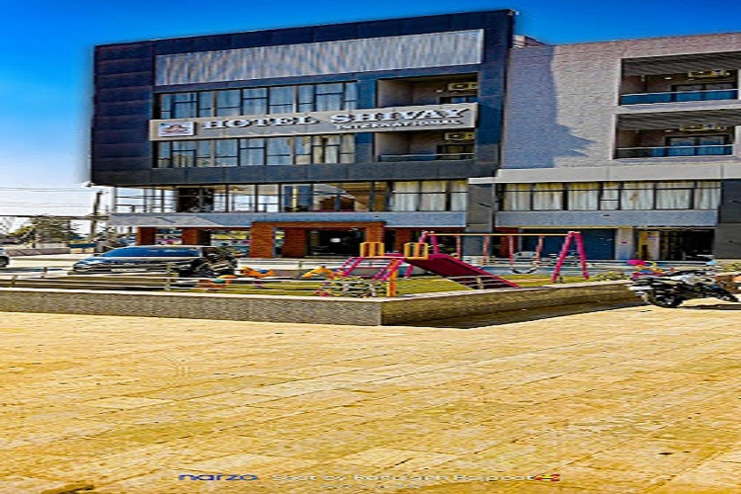 Hotel Shivay International Tharad Bagian luar foto
